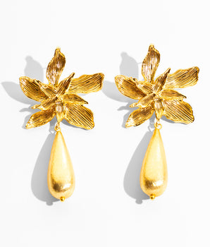 Katerina Psoma Pair of gold floral earrings with drops
