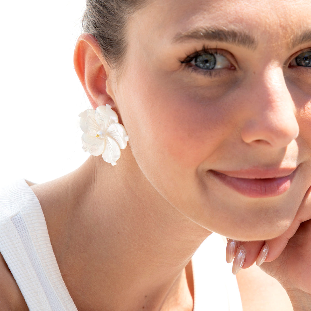 Katerina Psoma White mother of pearl Flower Stud Earrings