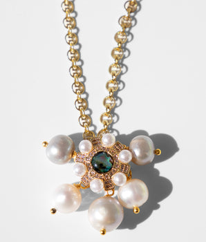 Margherite Pendant with Pearls