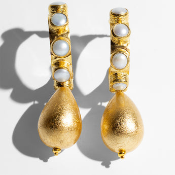 Katerina Psoma Gold plated hoop earrings with pearl-like beads 