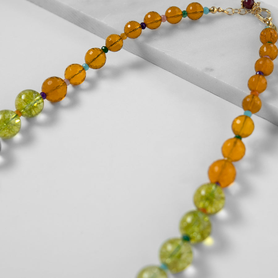 Lilly Necklace with Semiprecious Stones