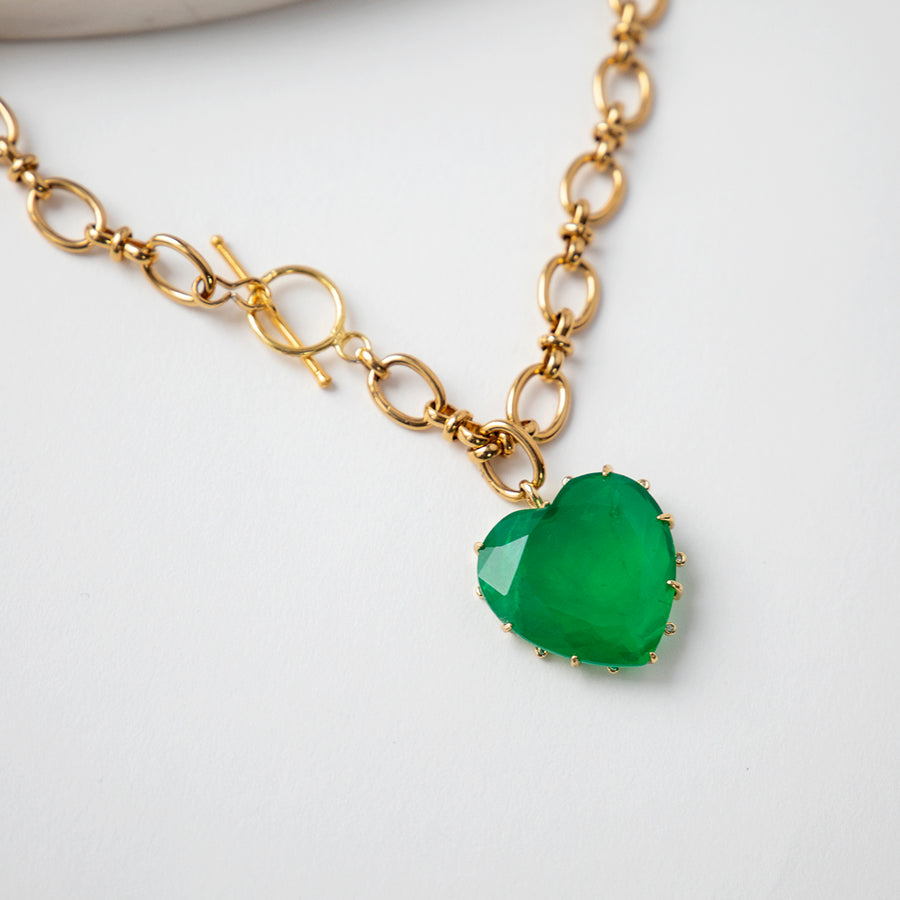 Katerina Psomashort chain necklace with green heart Valentine
