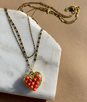 Amore Vintage Heart Pendant Necklace